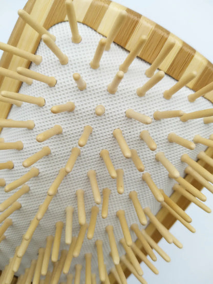 Antistatic Makeup Comb with Bamboo Massage Brush